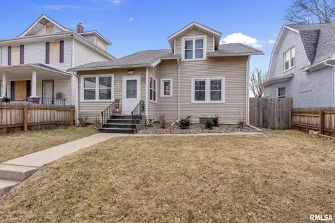 720 20th Ave, East Moline, IL 61244