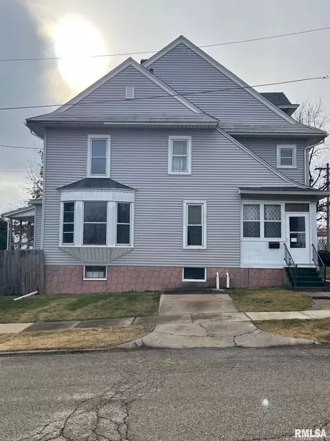 700 S Main St, Kewanee, IL 61443 photo 1