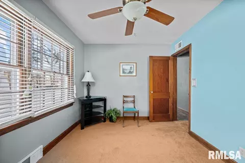 4009 26th St, Moline, IL 61265 photo 13