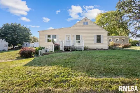 3722 N Sturdevant St, Davenport, IA 52806