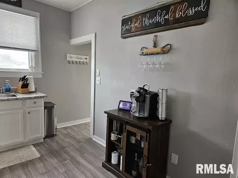 610 E Main St, Aledo, IL 61231 photo 6