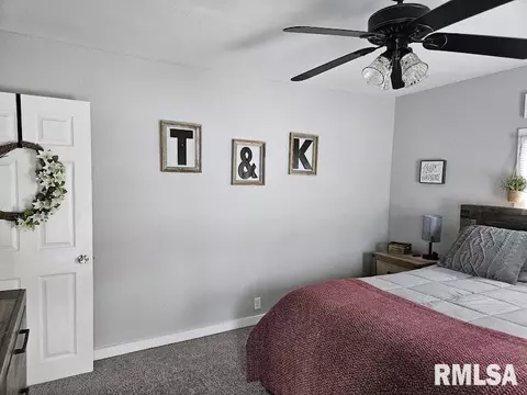 610 E Main St, Aledo, IL 61231 photo 16