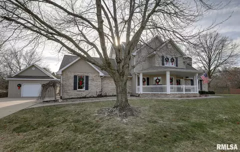 5430 Glencrie Dr, Quincy, IL 62305