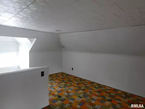 313 Main St, Hooppole, IL 61258 photo 5
