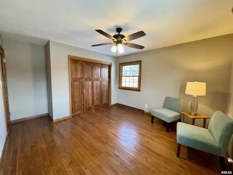 301 Oakview Dr, Aledo, IL 61231 photo 20