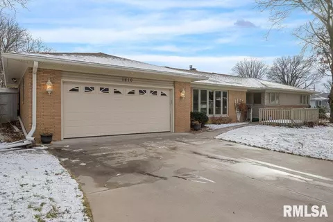 1810 37th St, Moline, IL 61265 photo 30
