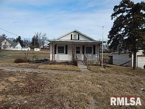 806 16th Ave N, Clinton, IA 52732