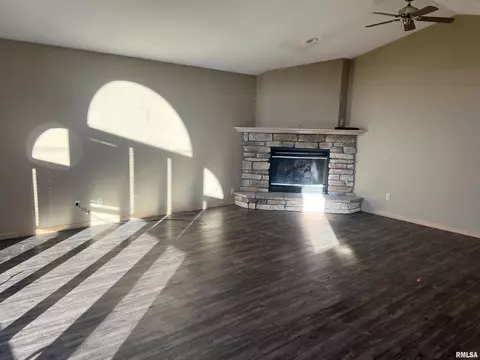 3122 Eclipse St, Clinton, IA 52732 photo 9