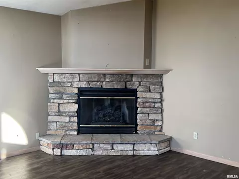 3122 Eclipse St, Clinton, IA 52732 photo 7