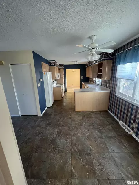 3122 Eclipse St, Clinton, IA 52732 photo 14