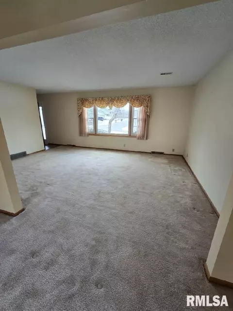 3122 Eclipse St, Clinton, IA 52732 photo 20