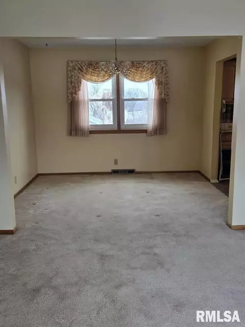 3122 Eclipse St, Clinton, IA 52732 photo 21