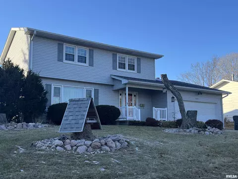 3122 Eclipse St, Clinton, IA 52732 photo 2