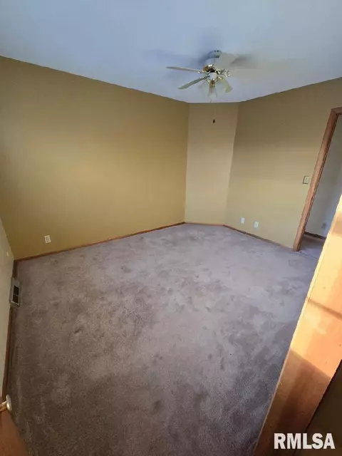 3122 Eclipse St, Clinton, IA 52732 photo 22