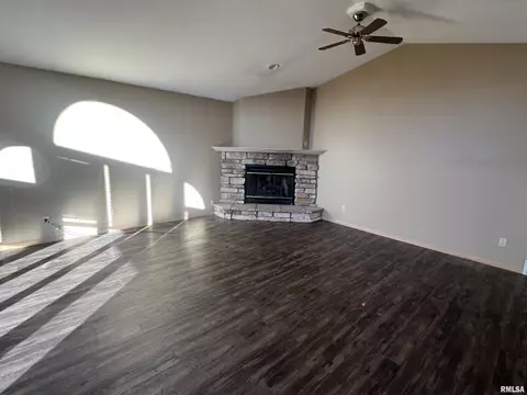 3122 Eclipse St, Clinton, IA 52732 photo 10