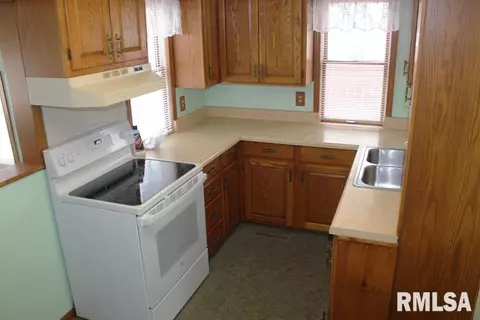 436 Pine St, Kewanee, IL 61443 photo 31