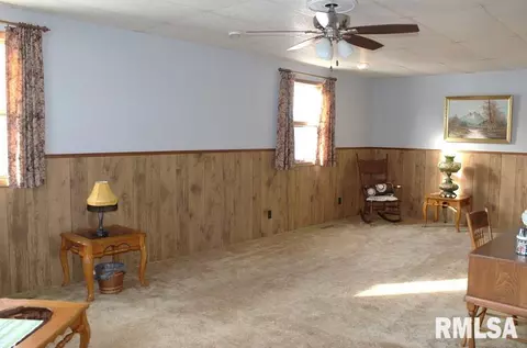 436 Pine St, Kewanee, IL 61443 photo 26
