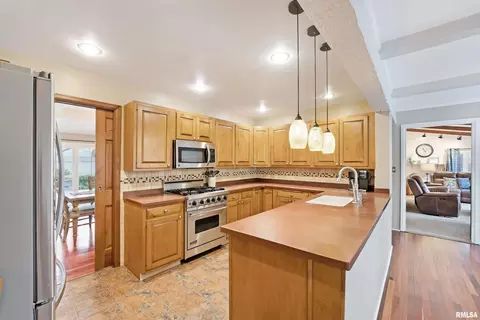 3531 51st St, Moline, IL 61265 photo 28