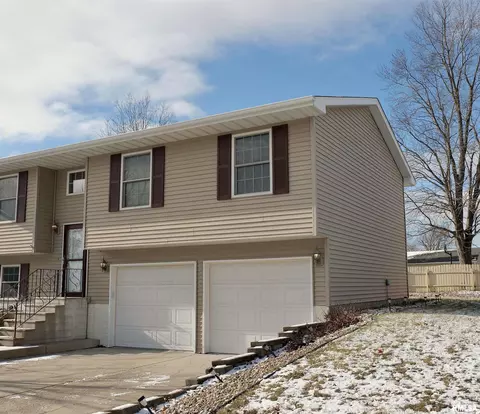 2014 12th St, Silvis, IL 61282 photo 2