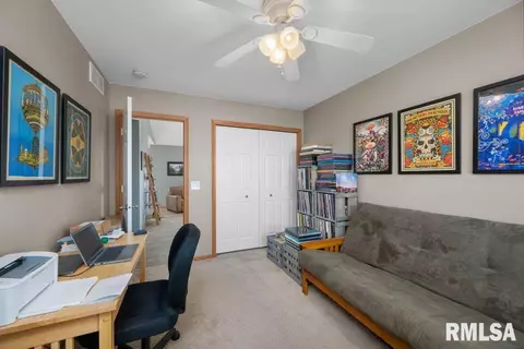 1635 E Lomar St, Eldridge, IA 52748 photo 12