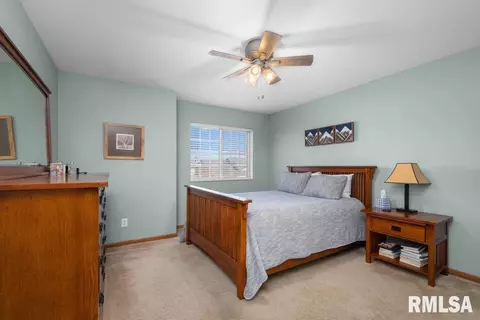 1635 E Lomar St, Eldridge, IA 52748 photo 16