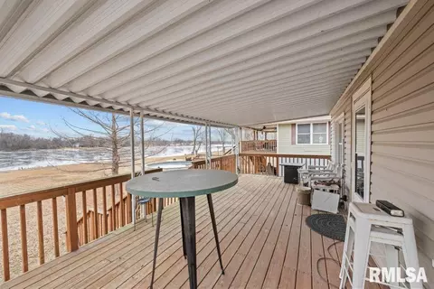 2013 S Shore Dr, Moline, IL 61265 photo 14