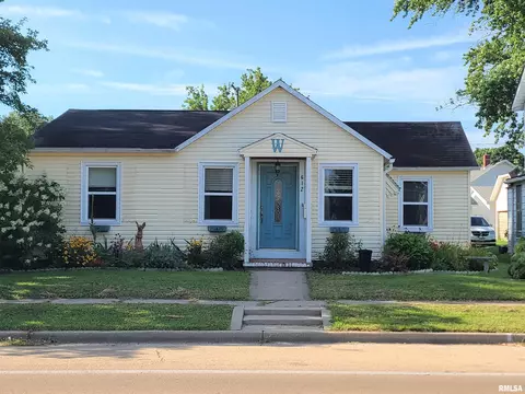 612 14th Ave, Fulton, IL 61252
