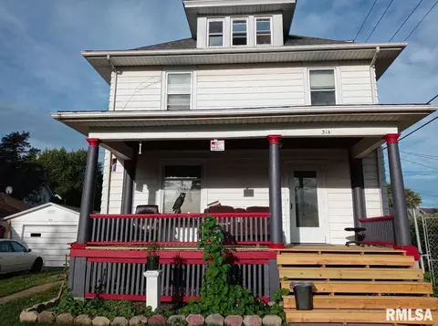 314 S 6th St, Clinton, IA 52732