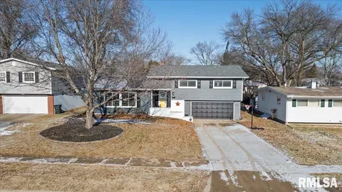 2612 Elm St, Davenport, IA 52803