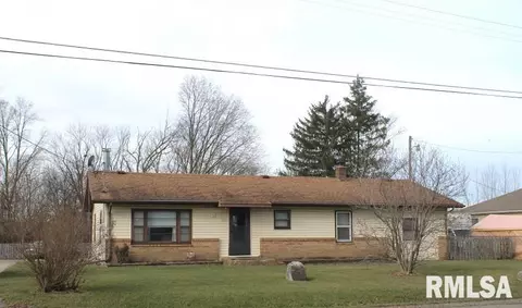 625 N Adams St, Kewanee, IL 61443
