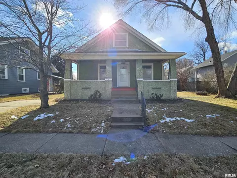 911 E Central Park Ave, Davenport, IA 52803
