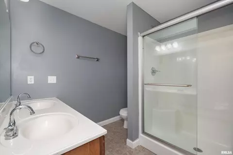 908 17th Ave, Silvis, IL 61282 photo 16