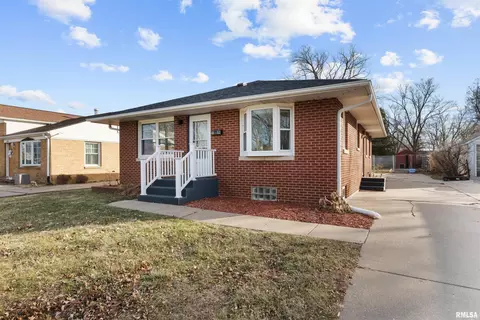 4812 27th Ave, Moline, IL 61265 photo 2
