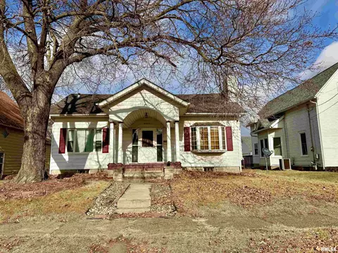 2907 11th Avenue C, Moline, IL 61265