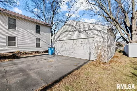 306 W 2nd St, Atkinson, IL 61235 photo 3