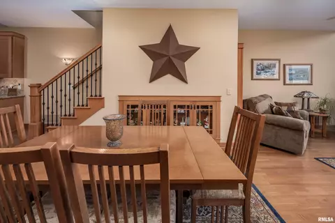 22 Villa Dr, Hampton, IL 61256 photo 11