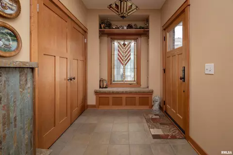 22 Villa Dr, Hampton, IL 61256 photo 5