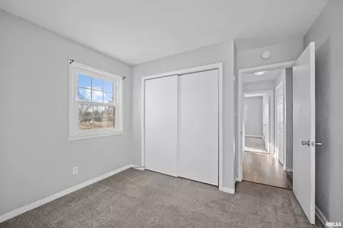 1207 12th St, Silvis, IL 61282 photo 14