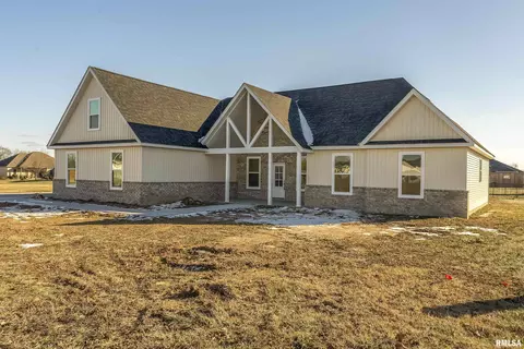 1113 Early Bird Ln, Marion, IL 62959