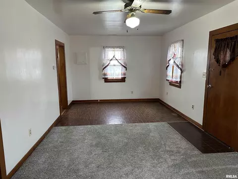 1006 E 9th St, Kewanee, IL 61443 photo 4