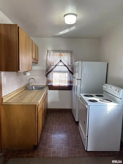 1006 E 9th St, Kewanee, IL 61443 photo 15