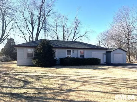 9341 Leisure Ln, Marion, IL 62959