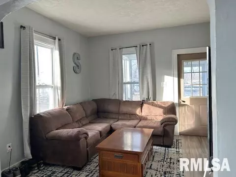 136 2nd Ave E, Milan, IL 61264 photo 3