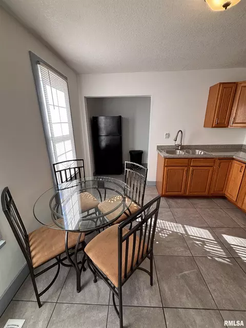 909 Rose St, Kewanee, IL 61443 photo 22