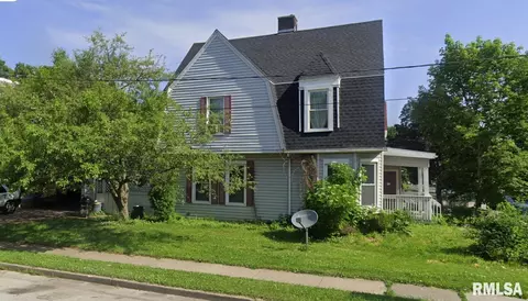 1504 Arlington Ave, Davenport, IA 52803