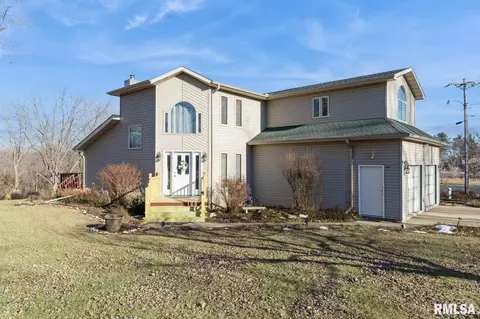 2006 Portland Ave, Savanna, IL 61074