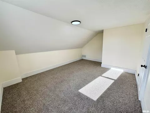 842 19th Ave, Moline, IL 61265 photo 12