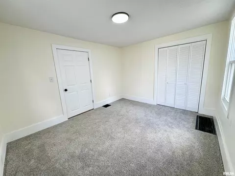 842 19th Ave, Moline, IL 61265 photo 10
