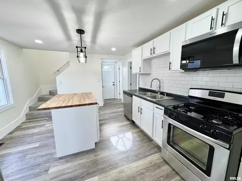 842 19th Ave, Moline, IL 61265 photo 5