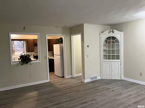 424 Willard St, Kewanee, IL 61443 photo 4